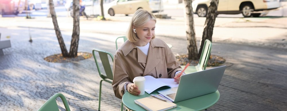 UK Students Balanced Work and Study in 2023